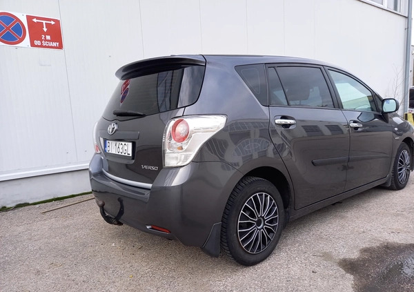 Toyota Verso cena 24900 przebieg: 202652, rok produkcji 2011 z Białystok małe 436